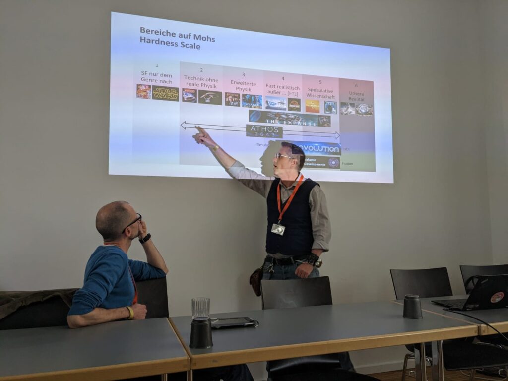 Dr. Heiner Wolf beim Vortrag auf der MetropolCon 2023